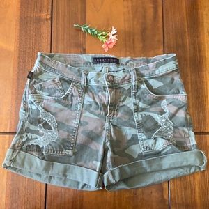 Rock & Republic camo shorts size 4